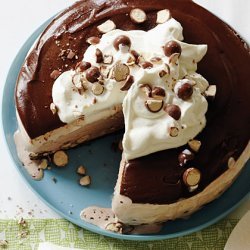 Vanilla Cream and Chocolate Wafer Pie