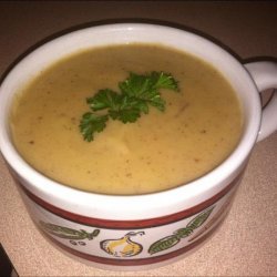   Creamy   Vegan Potato-Leek Soup