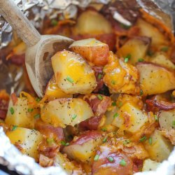 Cheesy Potatoes (Slow Cooker)