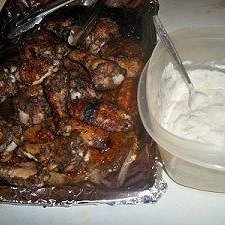 Chicken Wings With Creamy Dipping Sauce