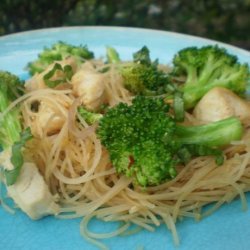 Broccoli and Chicken Noodle Bowl